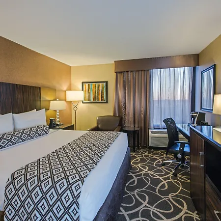 Crowne Plaza Newark Airport By Ihg-3